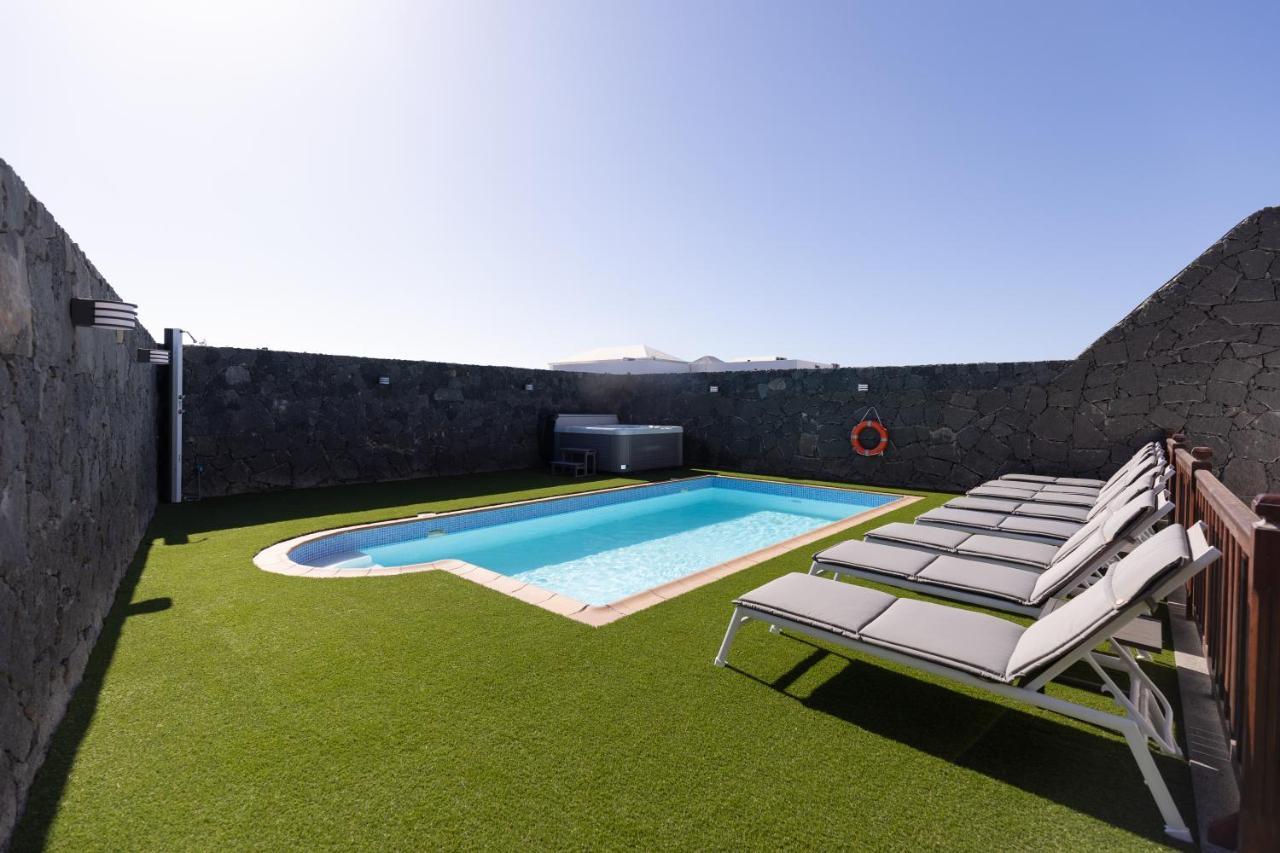 Villa Penguina Play Blanca Lanzarote Playa Blanca  Eksteriør billede